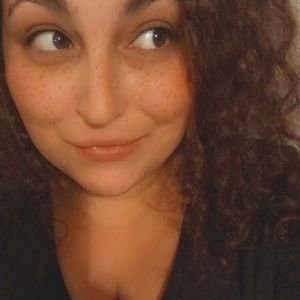 Meet your Posher, Melanie